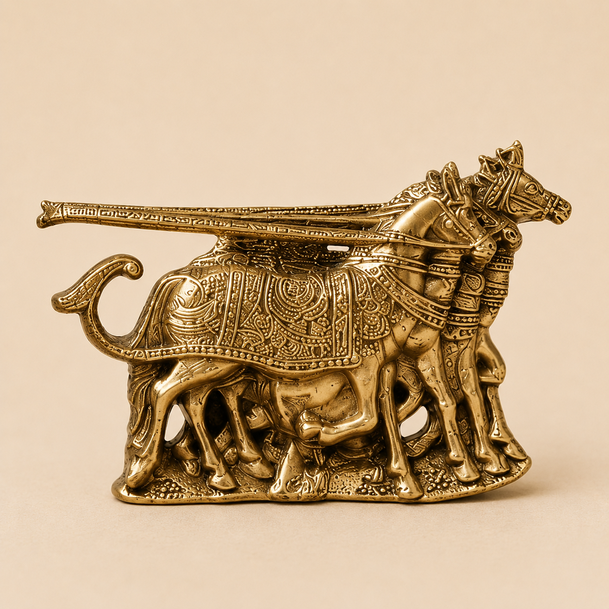 Krishna Arjuna Rath Brass Table Décor